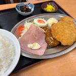 特ランチ(赤丸食堂)
