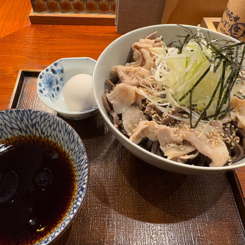 (桃中軒 三島駅構内そば店 在来線上りホーム)