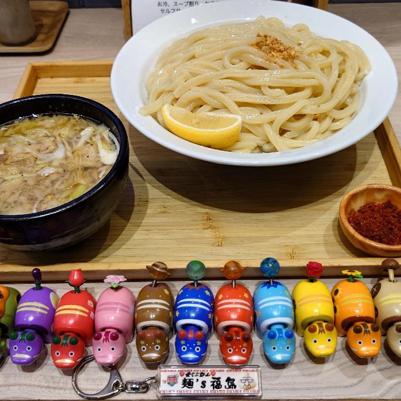 辛背脂にんにくつけ麺(じゃじゃ。 （ジャジャマル）)
