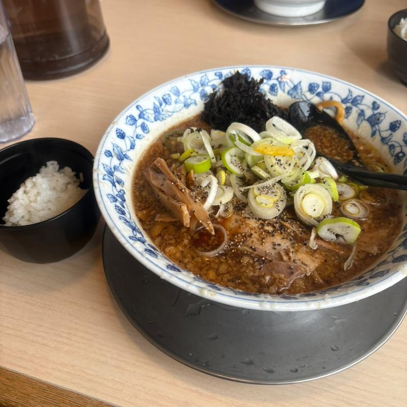 背脂ブラックしょうが(黒りりん)