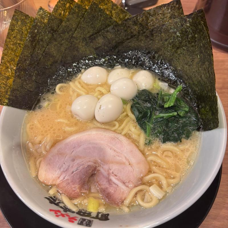 豚骨醤油ラーメン(町田商店 碧南店)