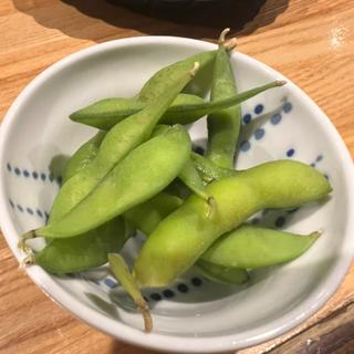 お通し 枝豆(炭火焼鳥 銀次郎)