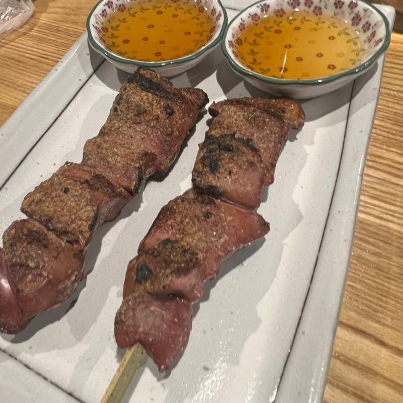 鳥肝 レア焼き(炭火焼鳥 銀次郎)