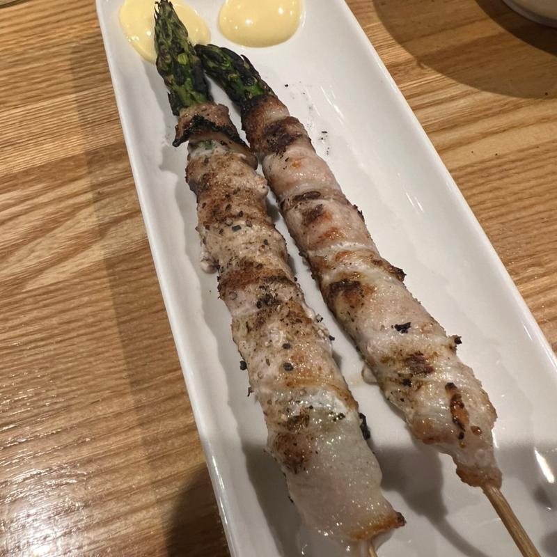 アスパラ巻き(炭火焼鳥 銀次郎)
