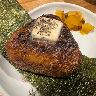 焼きおにぎり(バター醤油)