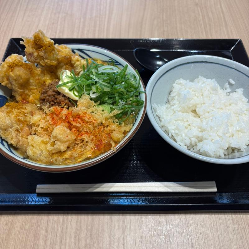 鶏天ふわ玉カレーうどん(丸亀製麺イオンモール岡崎)