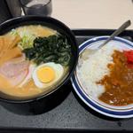 大地の味噌ラーメンミニカレーセット(名代 富士そば 飯田橋店 )