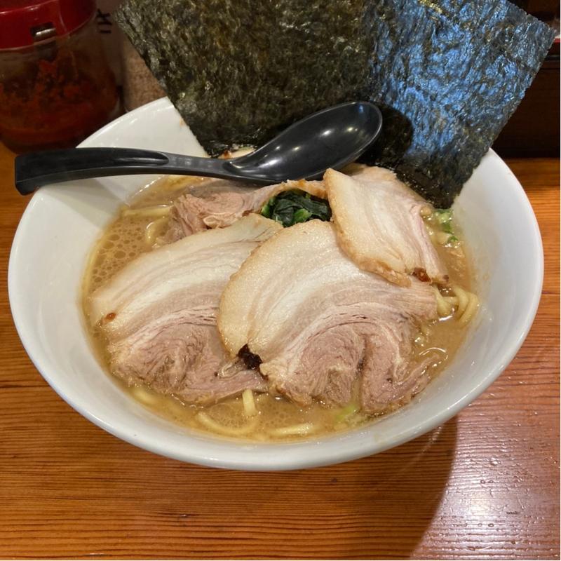 豚骨醤油ラーメン(チャーシュートッピング)(横浜家系ラーメン 檜家 町屋店)