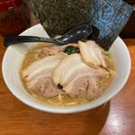 豚骨醤油ラーメン(チャーシュートッピング)(横浜家系ラーメン 檜家 町屋店)