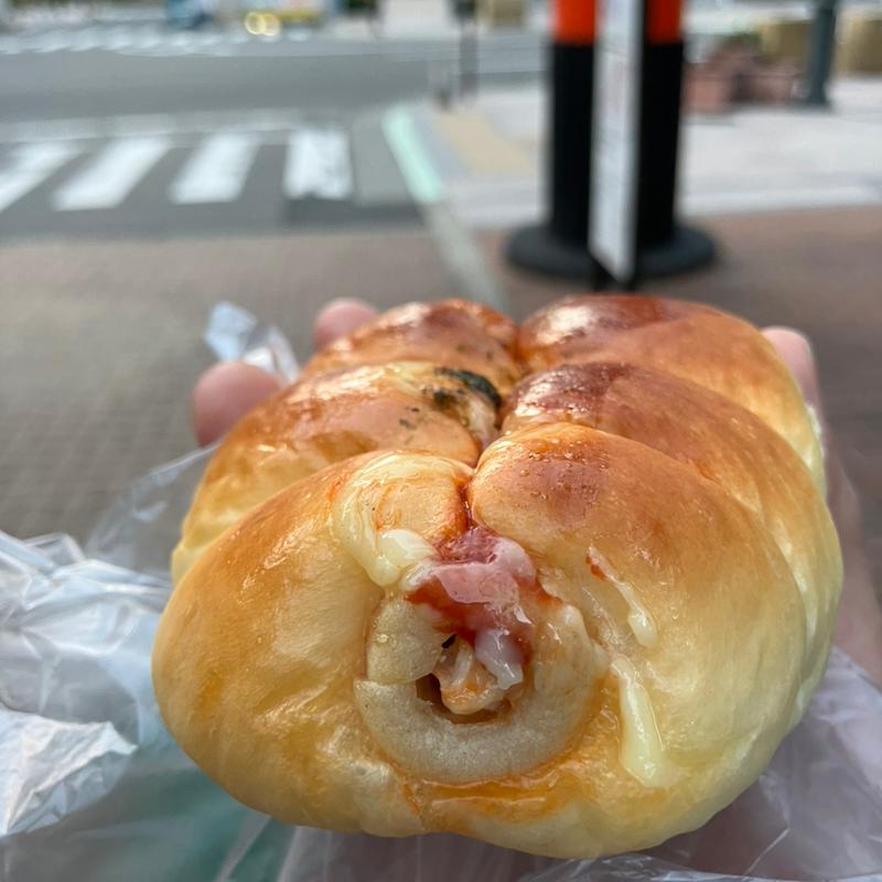 ツナチクワパン(トミーズ 三宮店 )