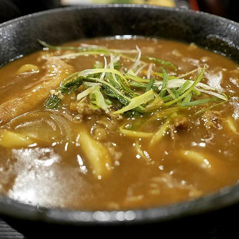 茄子天カレーうどん(うどん居酒屋 麦笑)