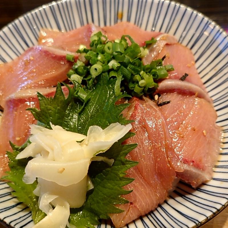 ぶり漬け丼(東京寿司バー|居酒屋|魚串【玄成：京橋店】)