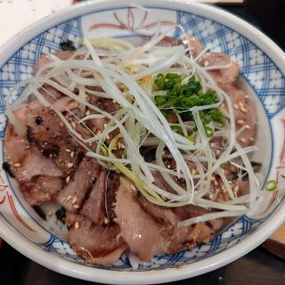 旨ねぎ塩タン飯(昭和大衆食堂 みのおキューズモール店)