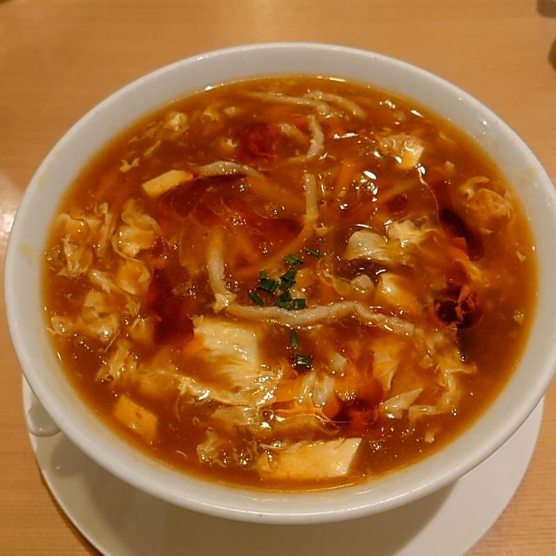 酸辣湯麺(茶薫小籠包 海浜幕張店)