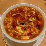 酸辣湯麺(茶薫小籠包 海浜幕張店)