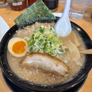 黒ラーメン　こってり(三河開化亭 豊橋牧野店)