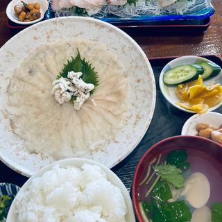 フグ刺し定食(船頭の台所 )