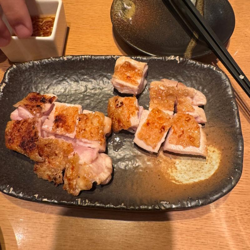 皮パリパリモモ焼き(小)(庭つ鶏)