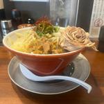 牛骨ニンニク醬油ラーメンKG(牛賀【GYU-GA】本店)