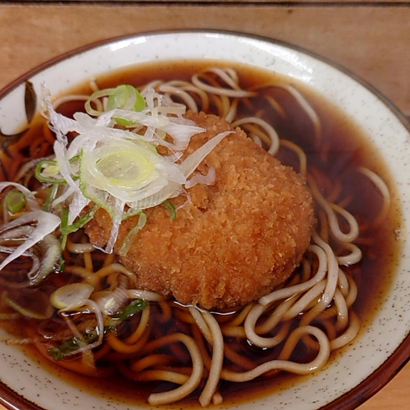 コロッケそば(六文そば)