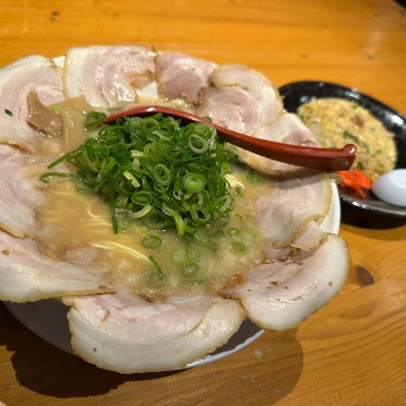 チャーシュー麺(銀麺)