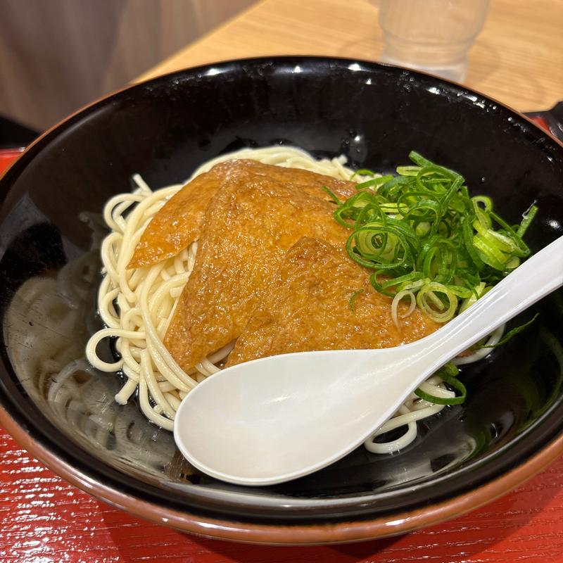 冷やしきつねうどん(麺どころ つばき·牡丹)