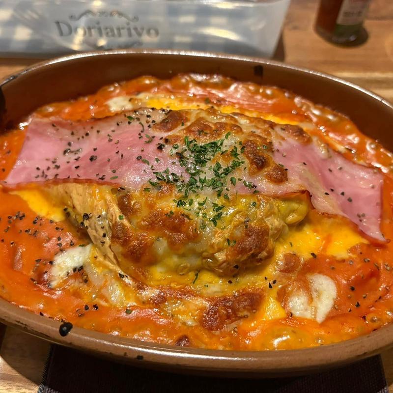 ベーコンとチェダーのハンバーグドリア L(ドリアリーボ （Doriarivo）)