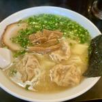 雲呑麺