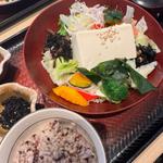 豆腐と海藻のサラダボウル(大戸屋ごはん処 中野セントラルパーク店)