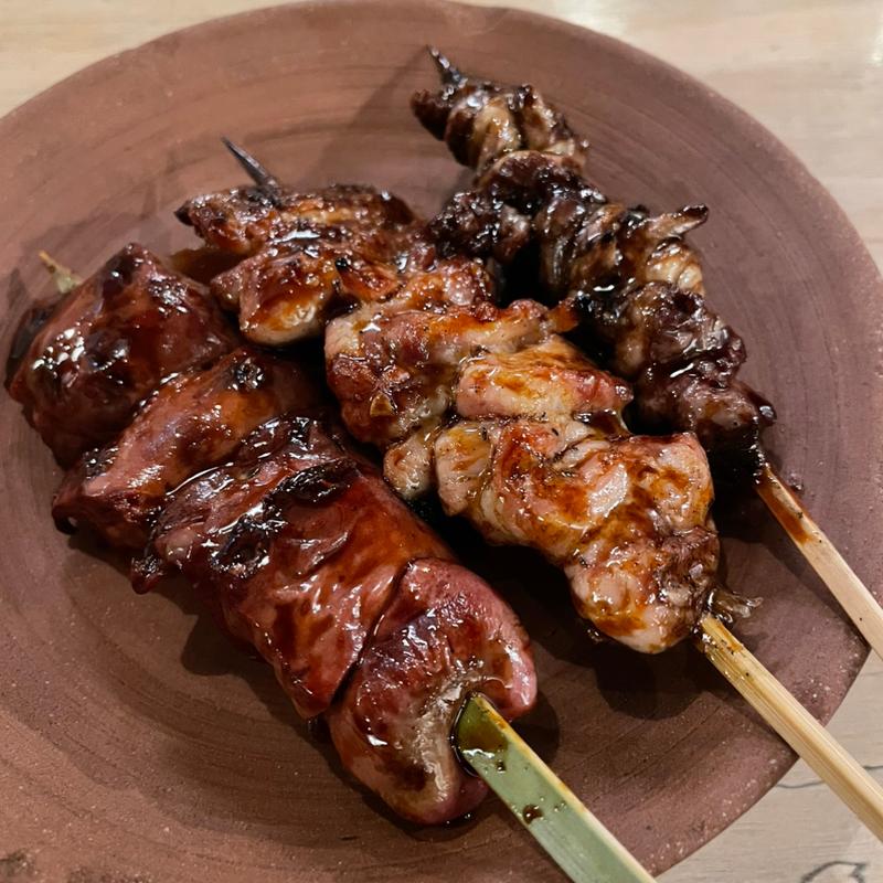 焼き鳥盛り合わせ(焼き鳥　石橋)