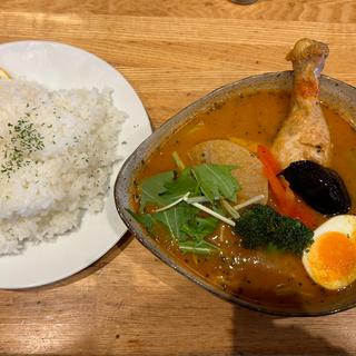 チキンと野菜のカレー(北海道料理 年輪)