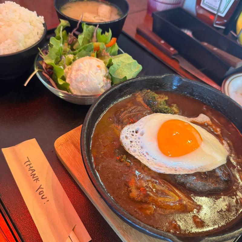 煮込みハンバーグランチ(HAMBURG CENTER)