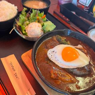 煮込みハンバーグランチ(HAMBURG CENTER)