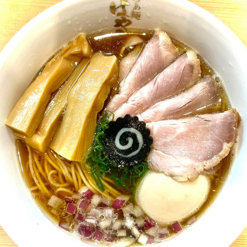 特製炭火焼き鯵煮干しそば(らぁ麺 はやし田 横浜店)