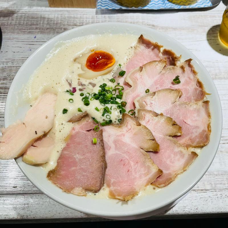 鶏白湯しょうゆラーメン(ラーメン家 あかぎ)