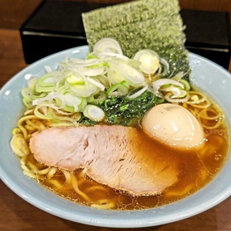 醤油ラーメン＋味玉＋ねぎ(寿々喜家 曙町店)