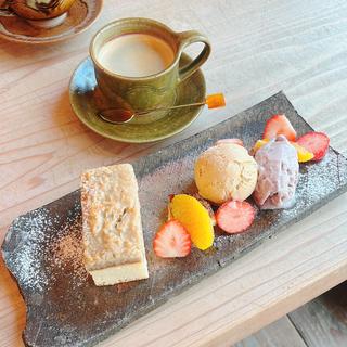 ドリームケーキ　ドリンクセット(カフェドミーミ（Café de mimi）)