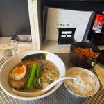 背脂入り　中華そば(中華そば わたなべ)