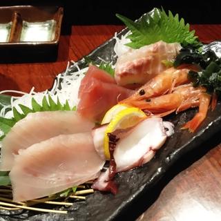刺身徳盛り(目利きの銀次　虎ノ門駅前店)