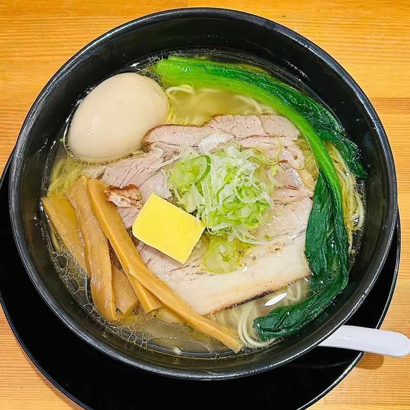 鶏塩バター(中華そばOKAMURA)