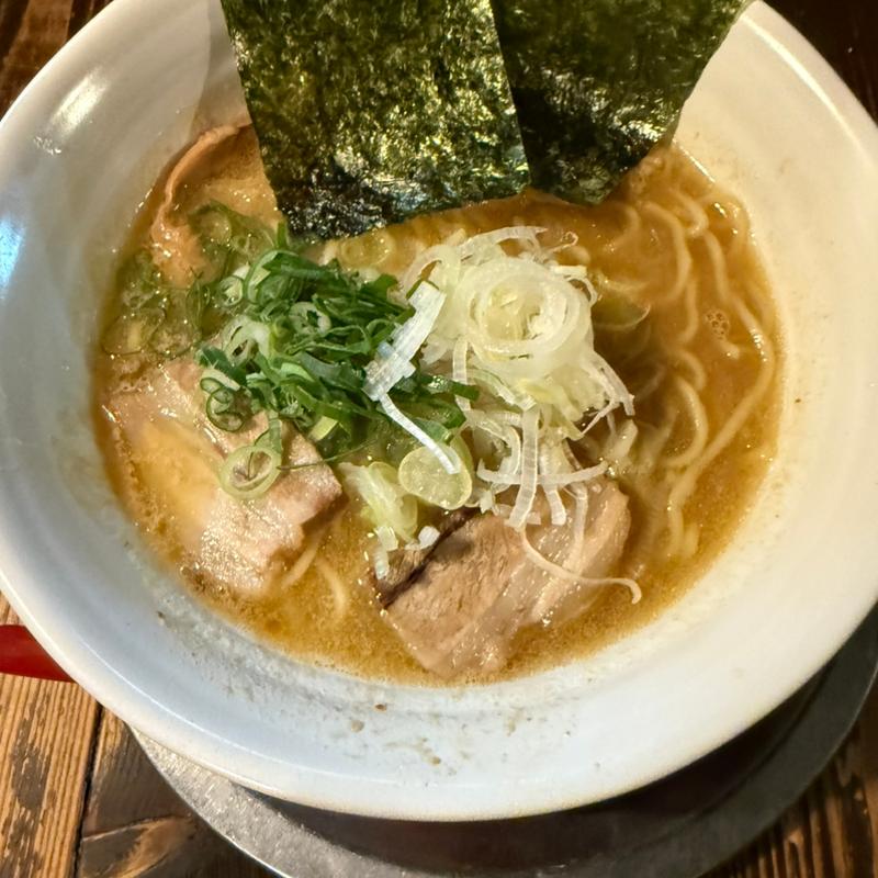 鶏白湯ラーメン(夜鳴き軒)