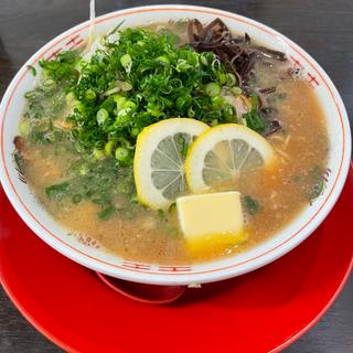 レモンバターラーメン(ラーメン 十五屋)