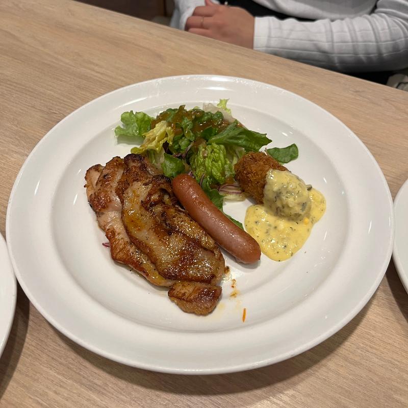 若鶏スパイス焼き＆ソーセージ＆カキフライ(ガスト 蒲郡店 )