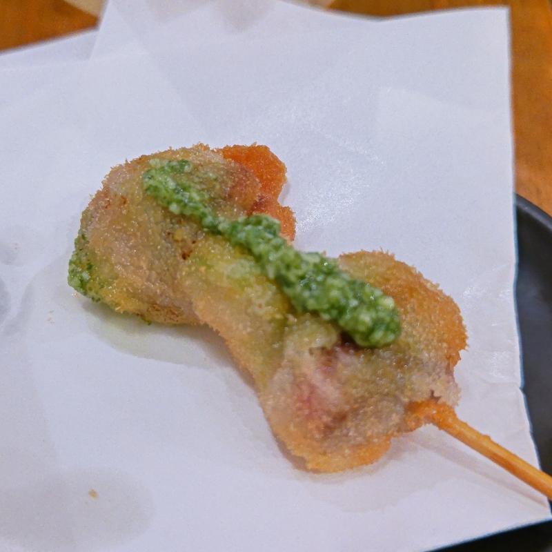 砂肝セロリ(串揚げとワイン はち )