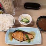 ブリ照り焼き定食