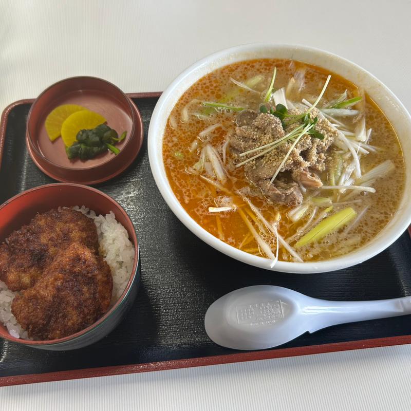 ネギミソラーメン定食(やなぎ亭 )