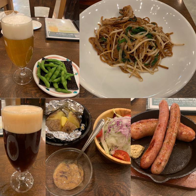 旭川しょうゆ焼きそば、笹豚ソーセージ盛り合わせ他(大雪地ビール館)