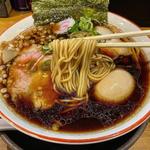 黒中華そば 