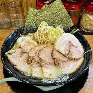 塩ネギチャーシューメン 大盛り(町田商店 渋谷店)