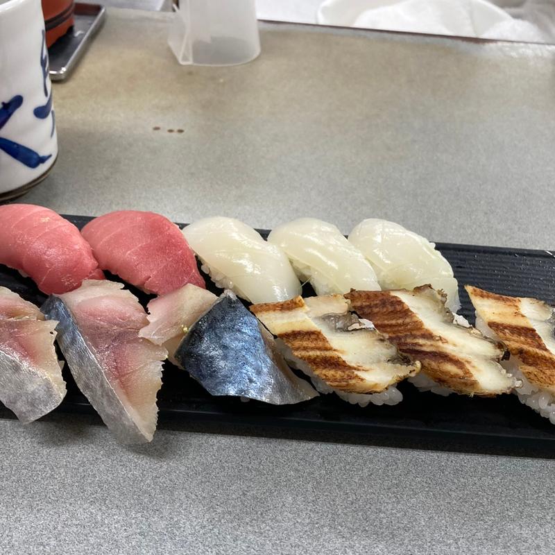 (大興寿司 本店)